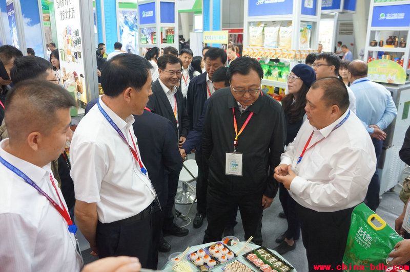 點(diǎn)擊瀏覽下一頁