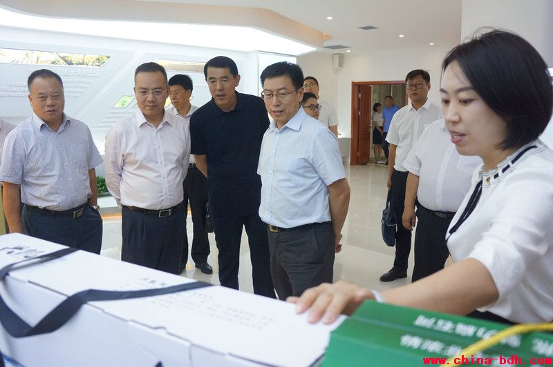 點(diǎn)擊瀏覽下一頁(yè)